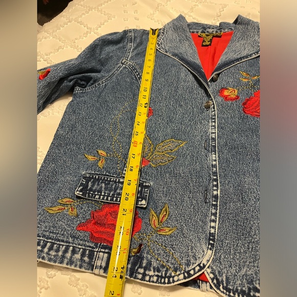 Vintage Embroidered Jean Jacket Mirasol Size XL Rose Floral Soft Stretch Denim - Picture 9 of 9
